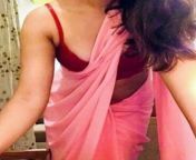 Is this saree showing to much skin. My husband told me to change this saree from বাংলা নতুনxxx ভিডিওan aunty in saree fuck a little boy sex 3gp xxx video