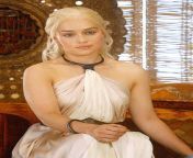 Mom Daenerys sawing me jerking me off while she stares at me with an angry queen face.. from mom jerking me off