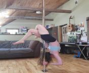 I&#39;ve been working on this layback, i dont feel like I&#39;m doing it correct ? I learn at home so all i can go off are pics and videos. I&#39;m not flexible yet and laybacks scare me lol but If anyone spots anything i can correct please let me know. ? from star modz videos