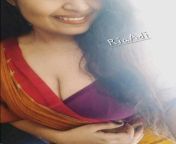 Desi Bhabhi with awesome rack from bhabhi with call