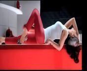 Sexy Aishwarya Rai figure ,too hot to handle ? from hd aishwarya rai most popular sexy bp download free debor vabi sex