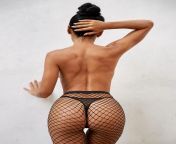 Tight latina ass caught in a net... from latina ass tease