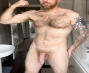 6ft2 UK hairy lad with Tats. from com 12 ki lad