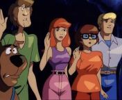 Daphnes waist is tinier than her head in Scooby Doo and the Alien Invaders from cartoon velma sex in scooby doo actor