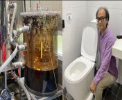 South Korean professor Cho Jae-weon invented a toilet that turns poop into energy and pays people in digital currency. A person defecates~ 500g/day converted into 50 liters of methane gas which generates 0.5 kWh. Toilet users earn Ggool, a literal shit co from indian shittingesi ledig toilet