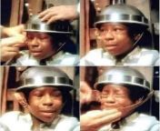 George Stinney. Youngest case of execution in the U.S. at only 14. He was electrocuted after he was accused of killing two white girls. The jury, made of white people, condemn him after only 10 minutes. 70 years later, he was proven innocent. This story i from 70 saal ke budha budhi