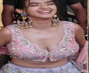 Anushka Sen cleavage from download all kissing videos of mahek chahalaal veer anushka sen full nangi boobs and chut ki xxx images