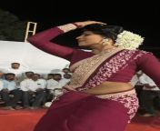 Madhuri pawar vibrating belly and navel from diksha pawar