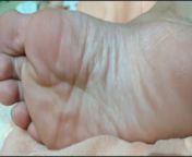 Indian Feet Model with sexy soles [Indian] [Soles] [Wrinkles] [Clean] [Mistress] from indian feet