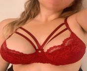 Should I wear more red bras? from sorti hasan sexcy xxx bras