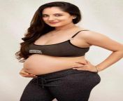 Puja Banerjee navel in bra and yoga pant from kolkata actress puja hottest navel show