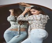 Mamta Mohandas in crop top and denim from tamil actress mamta mohandas pokkil show in