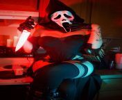 Ghostface-chan cosplay from Scream by Felicia Vox from lolibooru scream