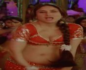 Kareena Kapoor navel jiggle in a red two piece from kareena kapoor aur saif ali