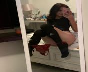 Hi baby? Do you like small girls? Then Im the girl for you! Free Onlyfans link in comments??????????????????? from small girls peeing