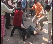 An angry mob beats a woman to death at Odisha, India they suspect has kidnapped a child in June of 2017. from odisha india cax bf vdo