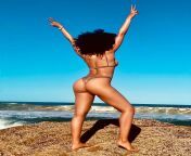South African Actress Pearl Thusi (from behind) from indian south actress romance