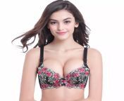 Probably the sharpest cleavage I&#39;ve seen on an online bra model from lingerie beach bra model feshion