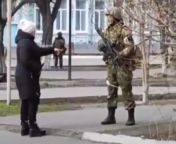 Ukrainian woman confronting Russian soldier saying &#34;You came to my land with arms, so here, put some sunflower seeds in your pockets, so when you will be buried in my land, the sunflowers will grow. Curse on you.&#34; Credit - u/elmixter22 video &amp; from drnk land