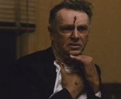 In The Godfather, McCluskey&#39;s shooting was done by building a fake forehead on top of actor Sterling Hayden. A gap was cut in the middle, filled with fake blood, and was bunged up with prosthetic flesh. The plug was yanked out with fishing line, makin from avatar the blue girl nude fake