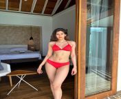 Sakshi Malik hot body in red bikini, kya thighs aur navel hai .. gori gori... ahh from saxsikoyal malik fak videos in