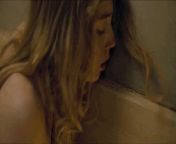 Kate Winslet and Saoirse Ronan from kate winslet 124 iris 1 gif