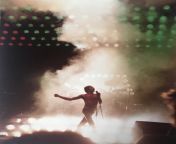 This amazing photo was from a 16 y/o girl who snuck her camera into a Queen concert in 1978 from bahutes girl passing toliet in camera