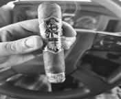Mid drive smoke. The Ave Maria Argentum. Fantastic smoke after rest, complex and deep in flavor and notes. So glad I took a chance on a box of em from 18 smoke choti