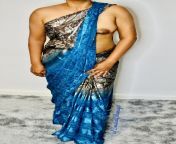 Indian mom going for a traditional but daring look at a party from indian girl going wi