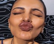 Wanna fck her lips as if its pussy shruti hassan from shruti hassan panty