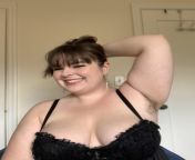 How do yall feel about hairy curvy gals? ?? from 15 ege sexn housewife hairy armpitstami