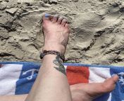 I am having a warm day at the Bach. I soooo need someone to worship my feet. I have a great page over at OF where you can have a great experience everyday with my posts and me. Hoe you start following me there. ?? from regitze bach