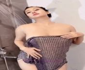 Asian girl boob reveal from dessi girl boob cleavress sex