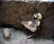 The 4000-year-old skeletons of a mother who was trying to shield her child from a massive earthquake that struck China in 2000 BC and triggered massive floods, in an event that is sometimes referred to as ‘China’s Pompeii’. Now located at the Lajia Ruinsfrom www china video comangla choti golpo x x xু পপি xxx ছবি চুদাচুদি à