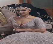 Shraddha kapoor deep cleavage 🤤🥵 from ଓଡ଼ିଆ ବeena kapoor deep cleavage in sexy top