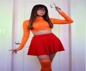 I was watching Scooby Doo until lightening shit my house. I woke up and I was in Velma&#39;s body but it was a bit modified. Then my heart sunk I was in a haunted house on a special episode with various villains to monsters and psychopaths I need to get o from a haunted house sophie dee