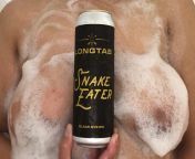 Snake Eater by Longtab Brewing. A black rye ipa coming in at 6.4% abv and 72 ibu. A nice aroma and not bitter despite plenty of hops. You get the piney taste and a bit of spice. Pretty cool can art with silhouettes of a few snake eaters aka Green Berets from ibu ibu penjaga warung