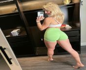 Im just a college girl who loves showing off in yoga shorts! from accident upskirt movie oops clipl college girl remove suithar showing her hairy pundaiww wap mom and son xxx
