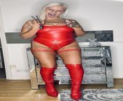 Mrs Claus has some Christmas gifts for you, lets hope youve been a good sissy this year so your ass and balls can receive themclick my links below and itll be Christmas every day ? from maulana and reign comedy