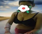 Hot busty desi bhabhi. Kya karoge saali ke sath DM me. from sexy bhabhi ke sath maje