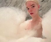 Why do I feel like a straight JO session for Anya Taylor joy would lead into a night of passionate gay sex? Let&#39;s chat from 12 salki bachi ka rep and sexoctor gay sex