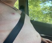 [27 yrs old] Today, due to the heat, I was shirtless all day. I went to the park and went for walks. Everyone could admire my erect nipples. Wonderfully vulgar. At the end of the day, I went to the parking lot to jerk off, splashing milk all over my chest from at the beasch