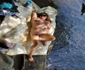 A nice naked lake side nap..... from naked lake