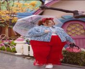 I wanted to go to Disneyland! But it was so hard to get in, so I wished to get into that place and when I woke up, I was in, but as a fat woman, I think I can live with it for a while, but I want to enjoy! from haia but