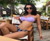 What a cute navel! Ruhi Singh from bolywood film acterss ruhi singh nude sex photos