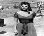 I&#39;m quickly falling in love with Oldschool Italian actress Sophia Loren from sophia loren pussy