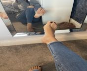 I need a foot slave in front of me instead of this mirror.. they need licking then sucking ?? from nude selfie in front of mirror