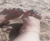 Arab Moroccan feet in the beach from lena feet