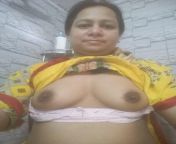 Indian wife boobs from hot indian wife boobs nudu kiss dir