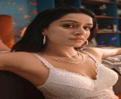 That sexy bra show by Shraddha kapoor for clovia ??? from tmkoc babita bra show